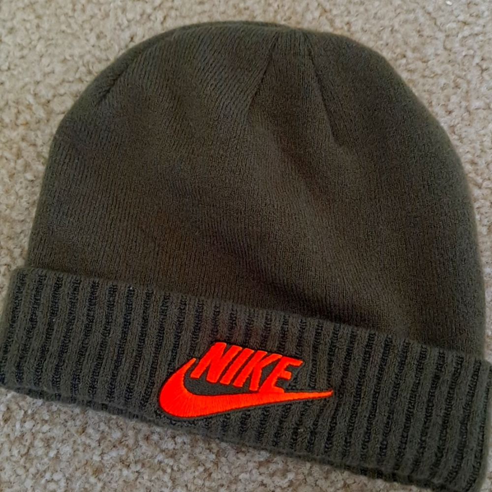 Nike beanie hat